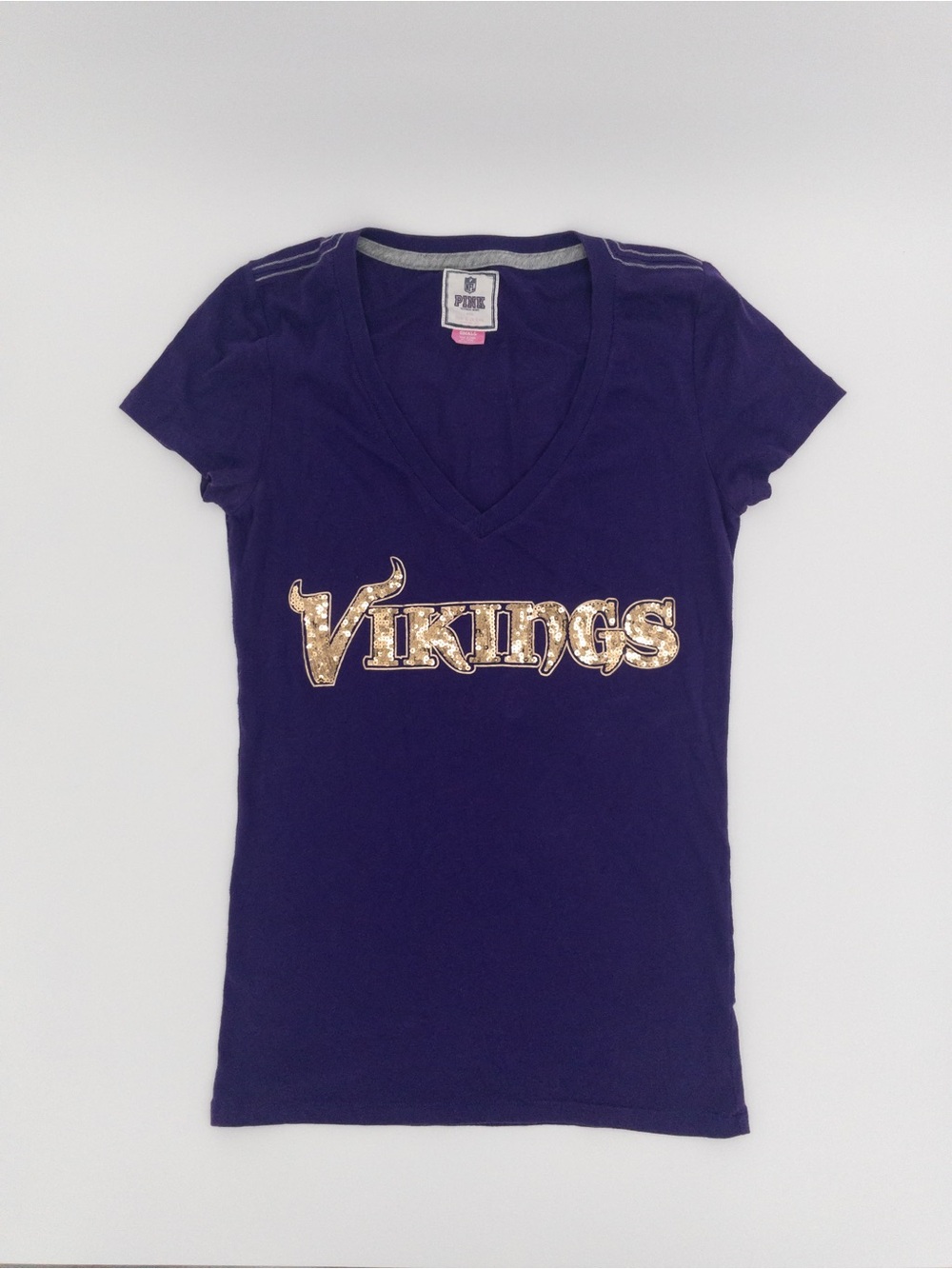 PINK Victoria’s Secret NFL Minnesota Vikings Sequin V Neck Tee Small